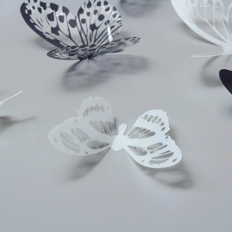 DIY 18Pcs 3D PVC White&Black Butterfly Sticker Art Wall Decal Home Room Decor