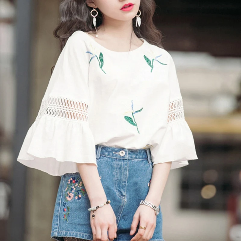 

factory sale Hollow out white Basic T-shirts Summer Simple Korean Style print lovely flare sleeve t shirt Causal loose girl tops