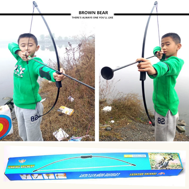 

20lbs Children Bow Archery Practice Bow Set 2 Chuck Arrows & Finger & Arm Guard
