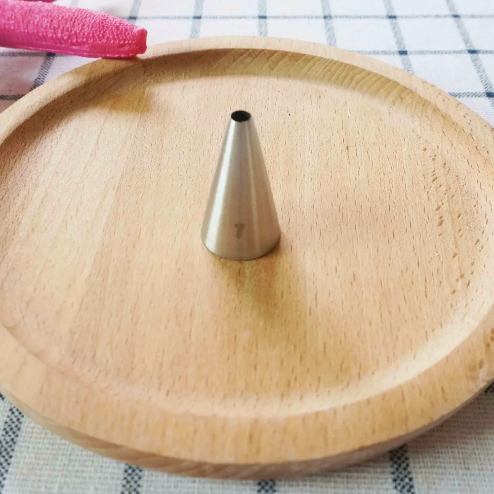 

#7 Round Piping Tip Decorating Mouth Nozzle Pastry Tips Fondant Cake Decorating Sugarcraft Tool Bakeware Pull Line