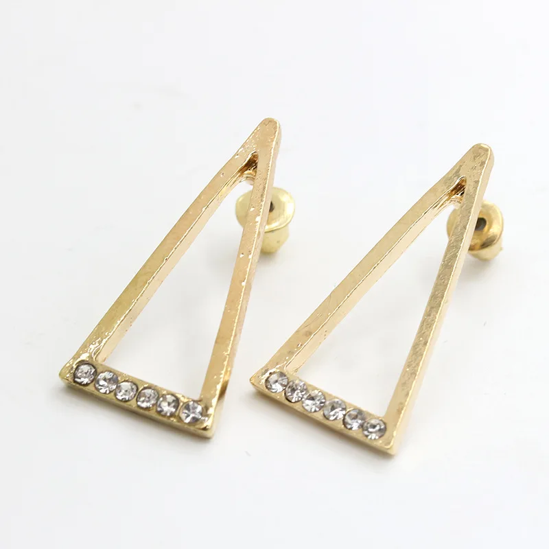

Vintage Fashion Metal Punk Style Studs Earrings Gold Color Triangle With CZ Crystal Studs Earrings For Women Girl Jewelry Gift