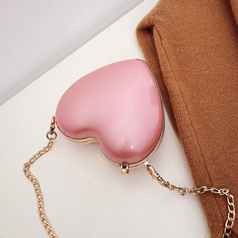 Pink Модный кошелек в форме сердца из лакированной искусственной кожи карамельного цвета с цепочкой женская сумка кросс-боди женские вечерние клатчи Мини сумка на плечо - Цвет: Pink