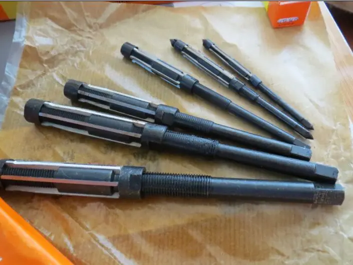 Adjustable hand reamer  6.25-6.75 6.75-7.25 7.25-7.75 7.75-8.5 8.5-9.25 9.25-10 10-10.75 10.75-11.75 11.75-12.75 12.75-13.75