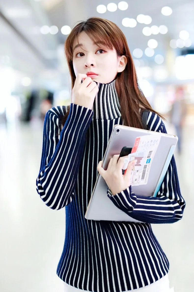 Airport Same Vertical Stripe High-collar Double-color Knitted Sweater Underwear 2019 Turtleneck Women Sweater Pullovers