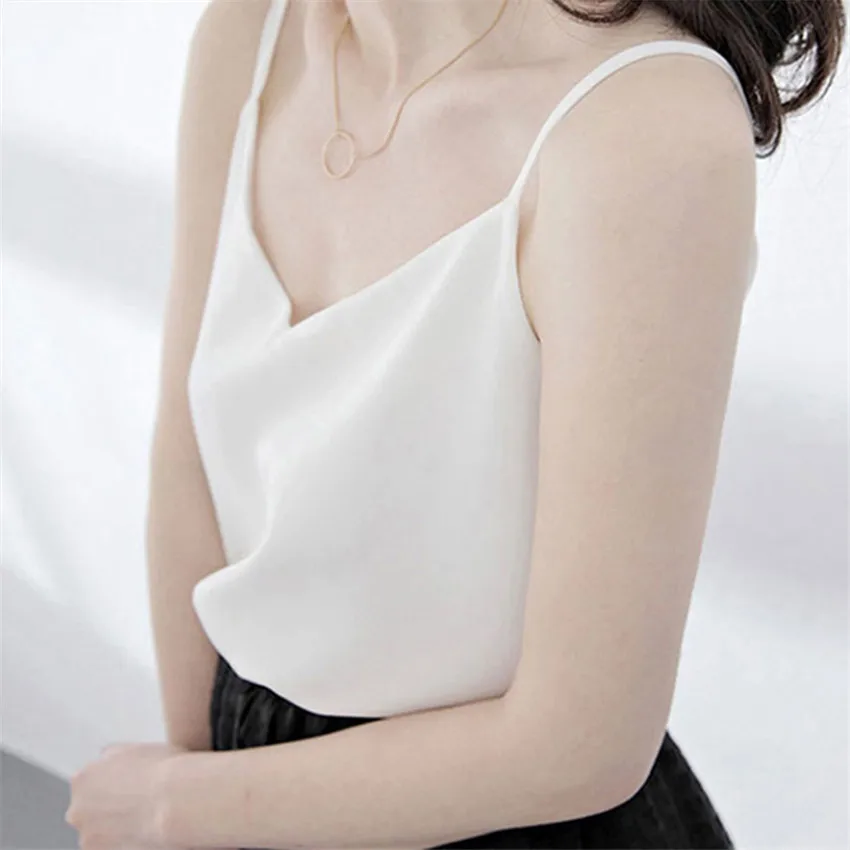 

New Fashion Plus Size Lady Based Chiffon Vest Sleeveless T-Shirt Black White Tank New Summer Outfits Slim Tops BottomingsWZ203