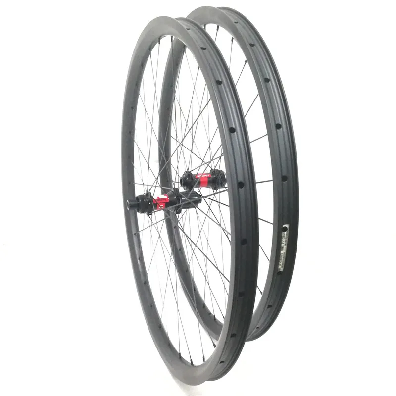 Perfect 1 pair MTB wheels DT 240 centre lock Ractchet 36 10/11 speed hub 28*32mm mountain carbon rim and sapim cx rays Ultralight weight 4 Perfect 1 pair MTB wheels DT 240 centre lock Ractchet 36 10/11 speed hub 28*32mm mountain carbon rim and sapim cx rays Ultralight weight 4