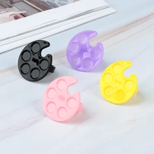 2 sztuk Mini z tworzywa sztucznego palec pierścień 4 kolorowe paznokcie sztuki paleta do mieszania do ręcznego Manicure pierścień narzędzia do paznokci do paznokci pigmentu uchwyt płyty(China)