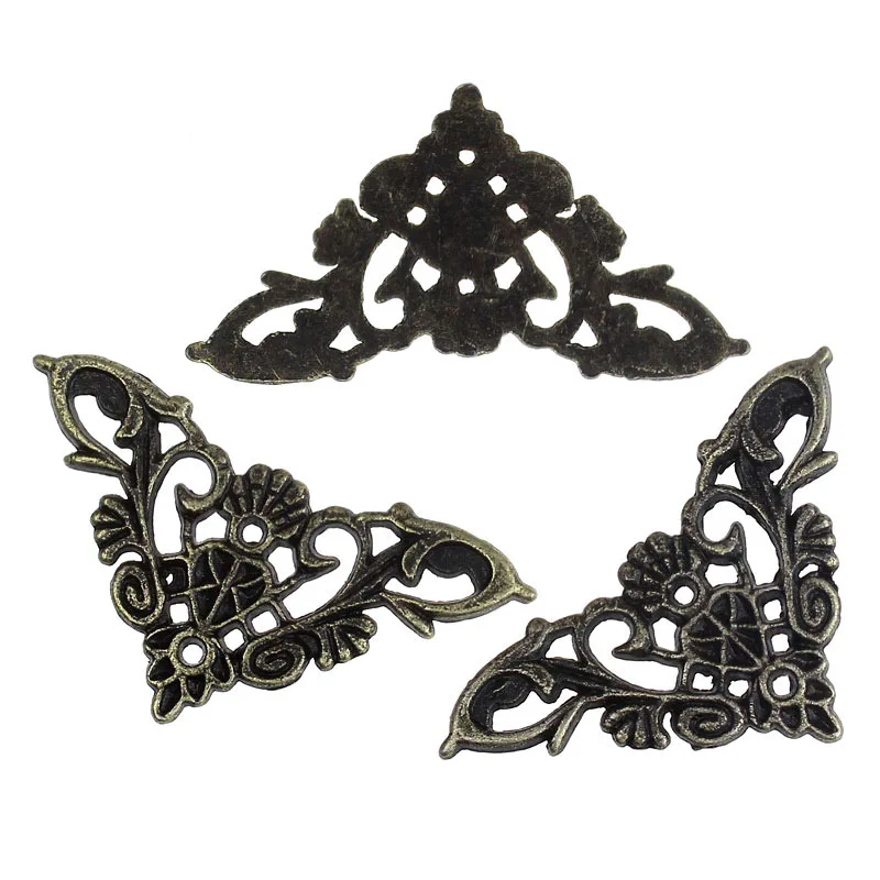 Embellishment-Findings-Triangle-Antique-Bronze-Hollow-Pattern-3-5cm-x-3-5cm-1000PCs (2)
