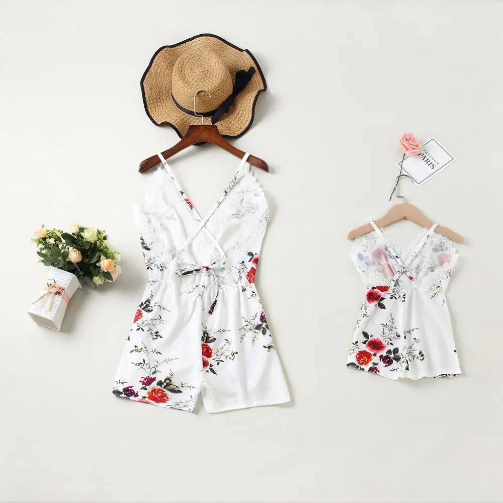 

Family Mother Daughter Match Romper Lace Floral Overall Pants Mommy And Me Matching Clothes Outfits