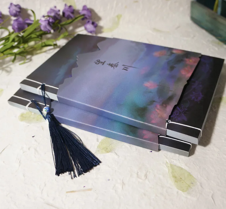 

(2 Pieces/Lot) Literature And Art Notebook Handmade Gifts Notebook Antiquity Printed Notepad Dark Color Rain Lane Pattern