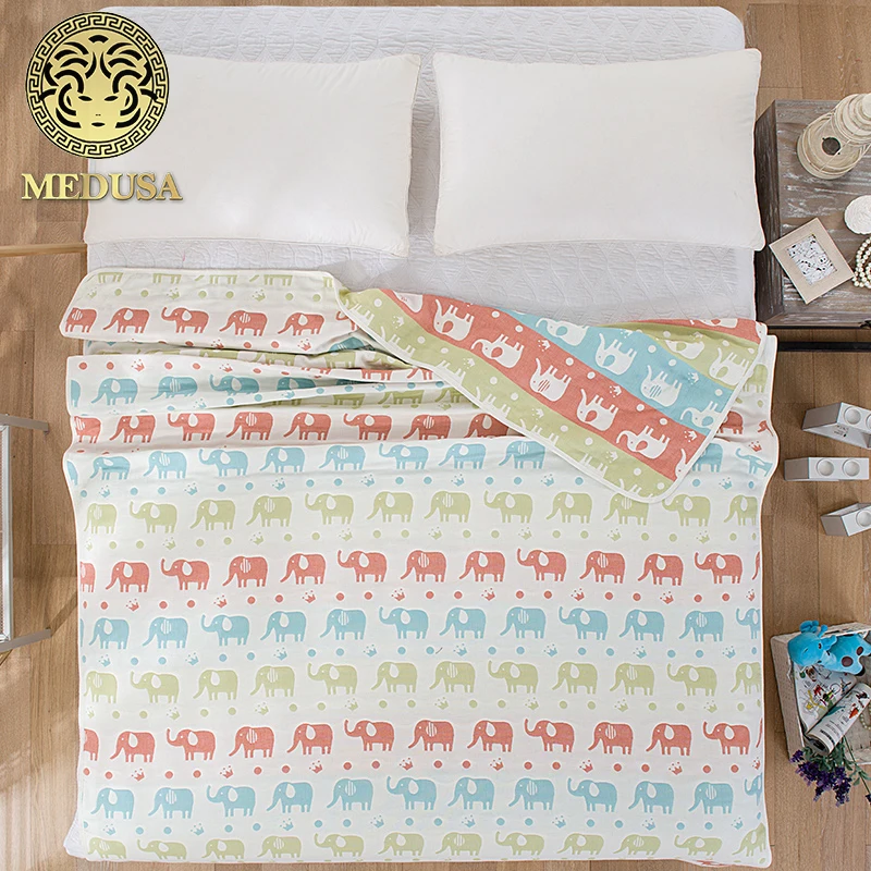 

Medusa little elephant washing cotton throw blanket single double