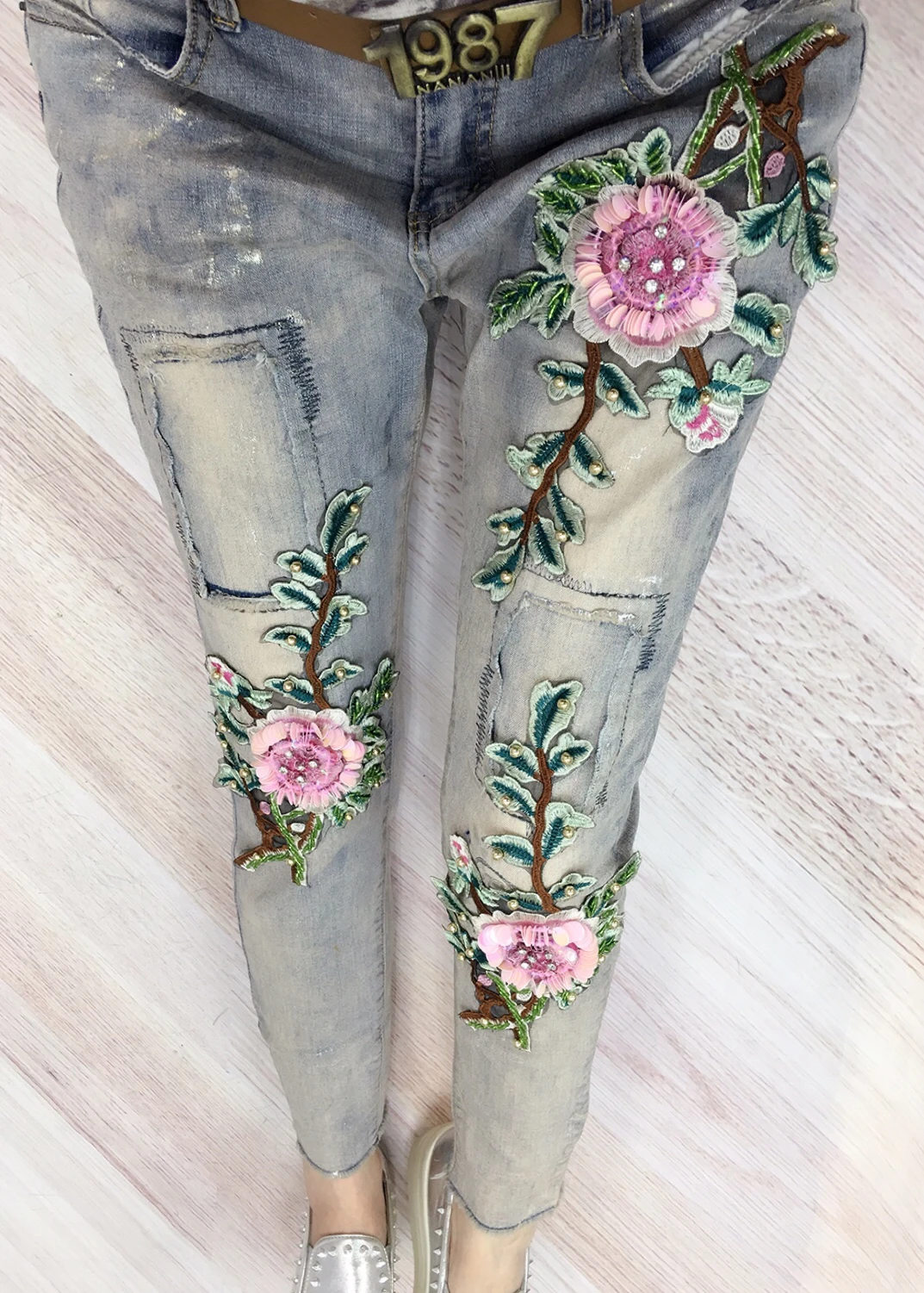 Europa de la Alta calidad Pantalones Vaqueros de flores 2017 mujeres del Otoño floral bordado de mezclilla vaqueros bajo cintura jean femme taille haute|jeans femme taille haute|embroidered denim jeansjeans low -