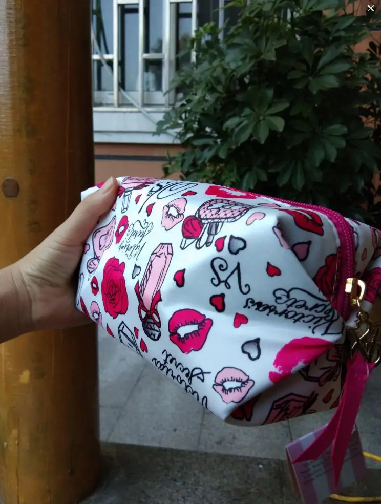 

2018 New Arrivel! So Nice Charming Package Cosmetic Bag Makeup Bag For Necessary Makeup Tools Kits, Very Popular Beautiful