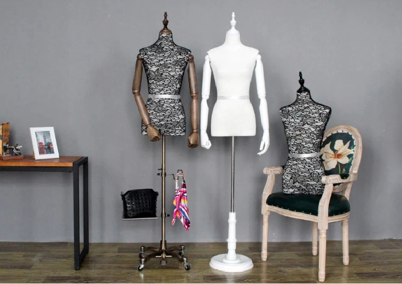 

Fashionable Water-Soluble Lace Mannequin Half-Body Model Shop Window Display Clothing Frame