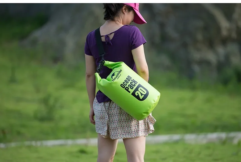 bag sunglasses