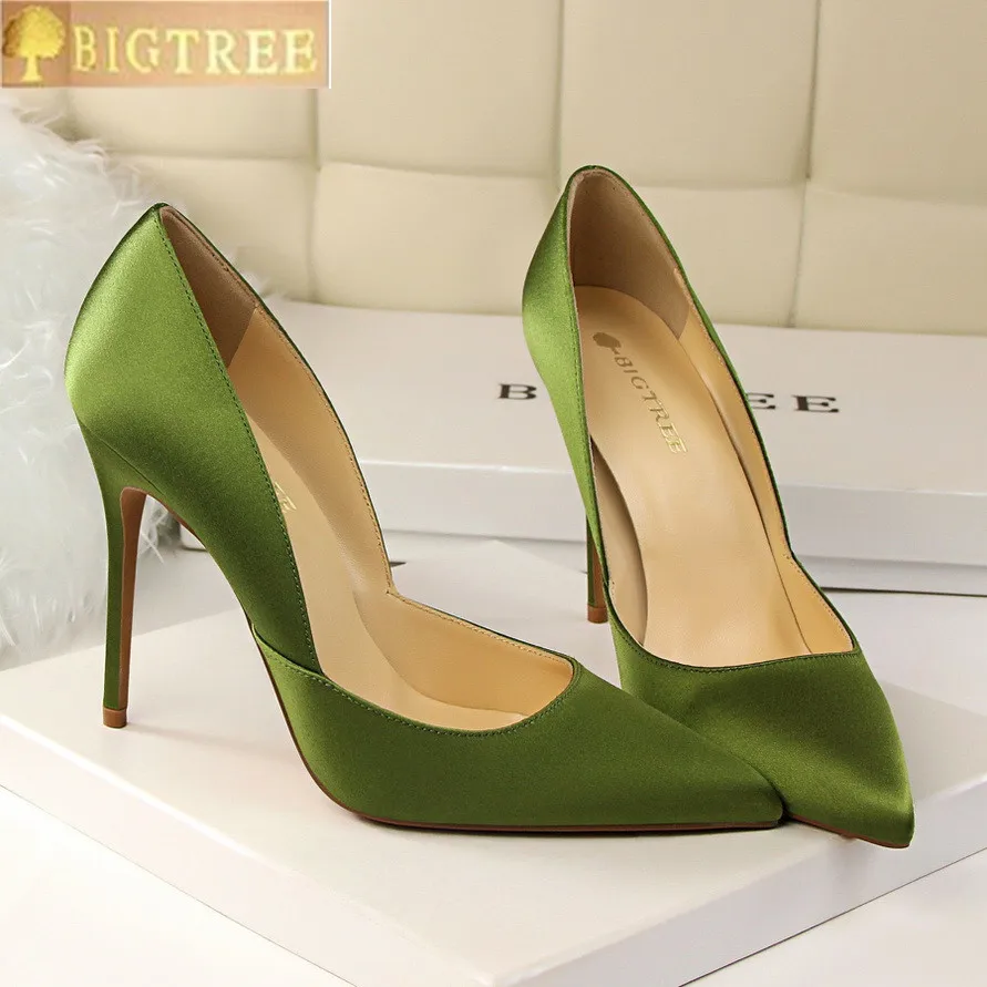 

2018 New Arrival Concise Solid Silk Shallow Women Pumps Sexy Pointed Toe Show Thin High Heels Shoes Fashion Women's Dress Shoes