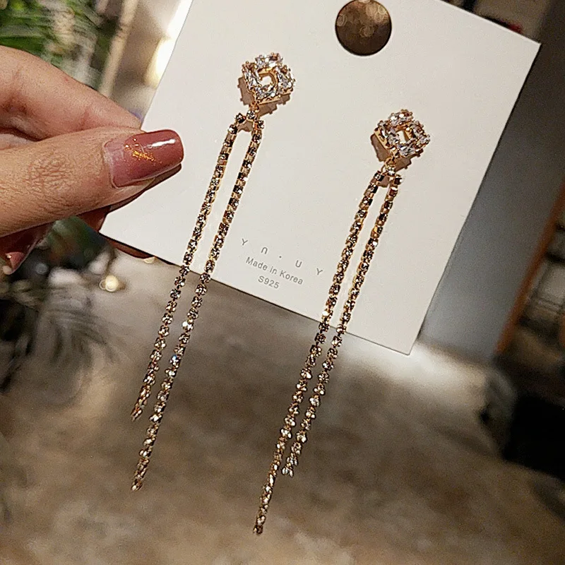 

2019 New Arrival Metal Trendy Women Dangle Earrings Korean Simple Bow Knot Long Style Tassels Drill Earrings Female Jewelry
