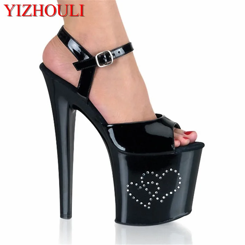 

20cm The new set auger ultra-high heart with runway looks sandal high heels steel tube of the lacquer that bake