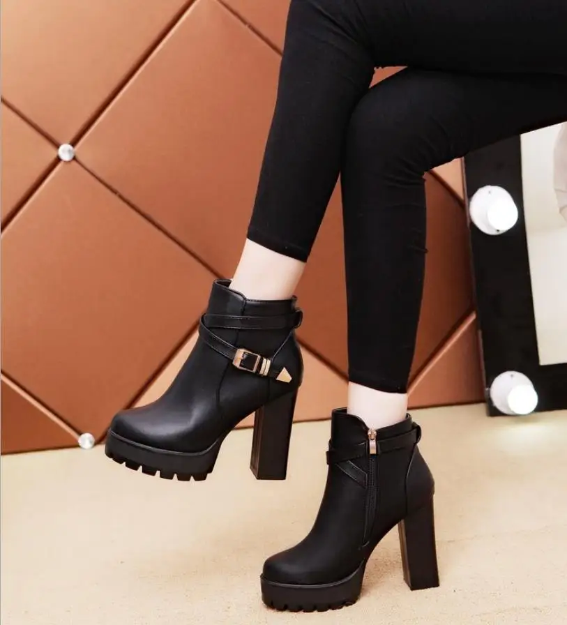 

2018 autumn and winter new thick with high-heeled Martin boots Korean version of the waterproof platform side zipper thick-soled