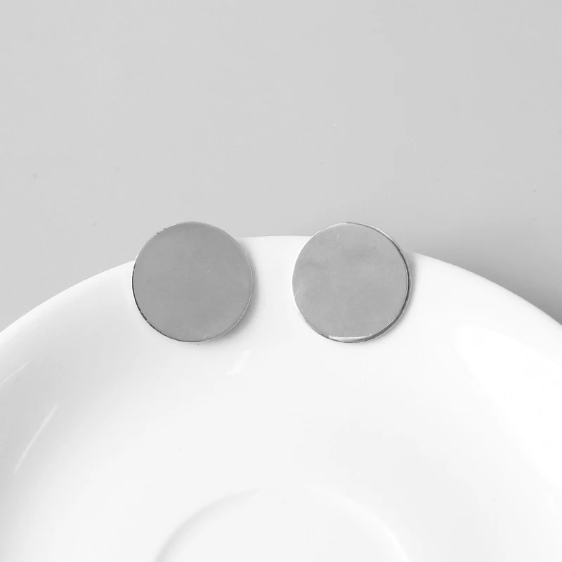 Высокое качество 1 пара черные большие круглые серьги-гвоздики минималистичные круглые подарок на день Святого Валентина Модные ювелирные изделия простые уникальные серебряные - Окраска металла: Silver