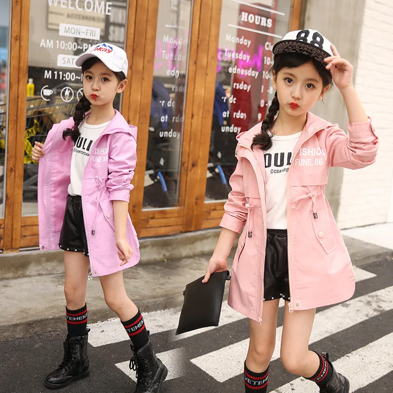 

Children's Clothing Baby Girls' Clothing 2019 Spring and Autumn New Leisure Girls' Coat, Letter Movement, Hooded Windbreaker