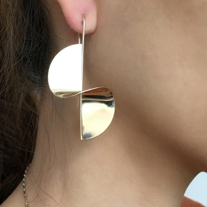 

Simple Design Warp Bright Alloy Dangle Earrings Fashion Jewelry Vintage Windmill Punk Earrings For Women UKMOC