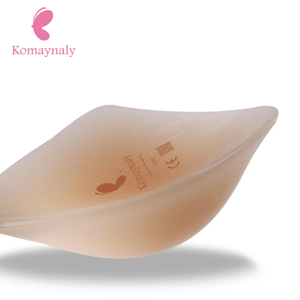 

Komaynaly Light Weight Triangular Silicone Breast Forms Mastectomy Universal Bra Inserts Pad for Crossdresser Mastectomy Patient