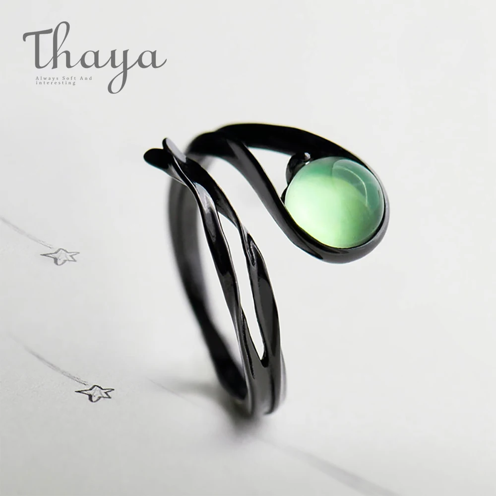 

Thaya Flying Meteor Chalcedony Emerald Ring Tension Setting Vintage Gem Stone Black S925 Sterling Silver Jewelry Ring For Women