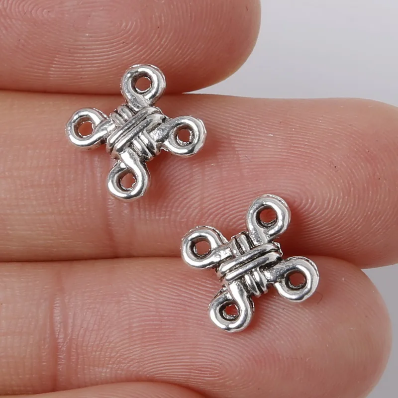 

Penney 10mm 16pcs Zinc Alloy Antique Silver Plated Four Hole Connection Head Charms Pendants Metal Jewelry Findings Fit DIY
