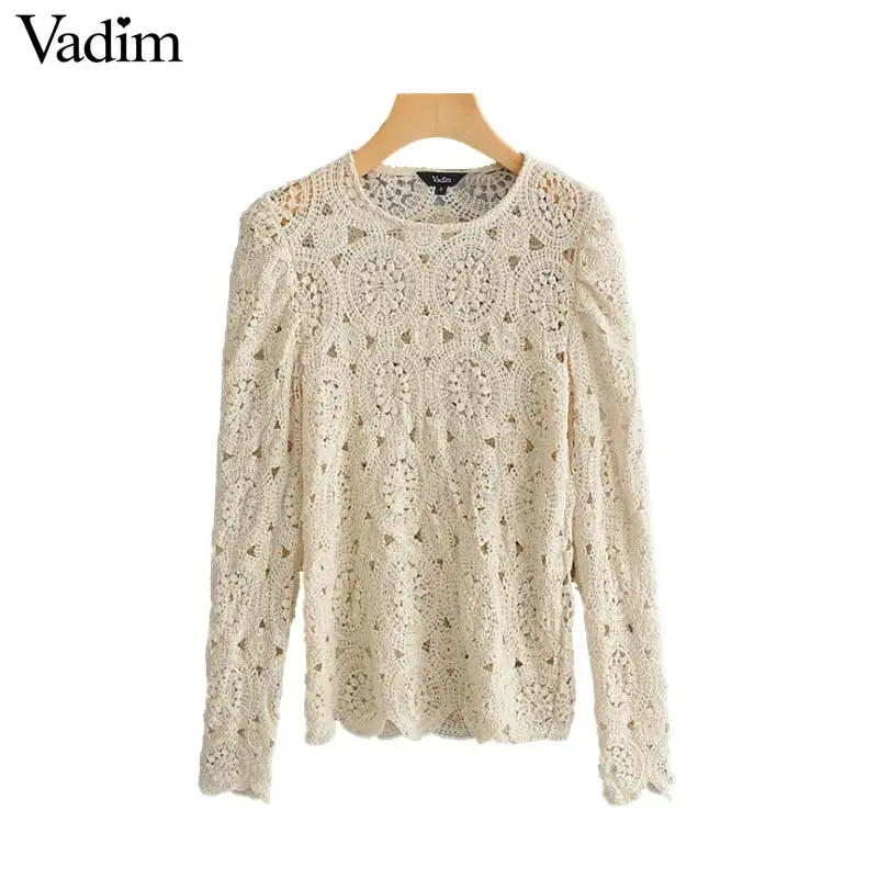 

Vadim women fashion solid knitted long sleeve blouse O neck hollow out pullover female stylish casual wear tops blusas LB250