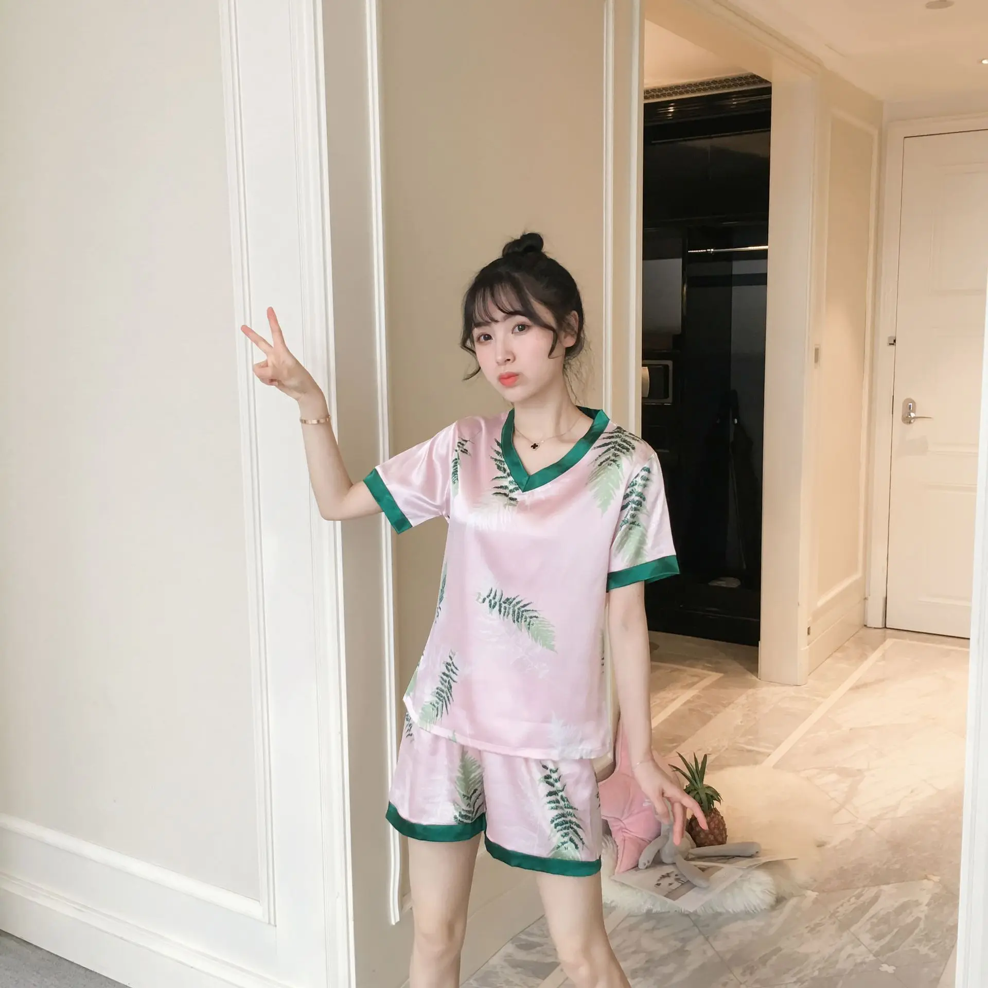 Pajama girls summer ice silk short sleeves two pieces of suit Korean fresh sweet lovely students thin silk home clothes