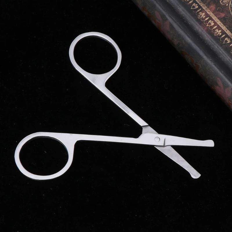 Stainless Steel Nose Hair Scissors Trimmers Makeup Cut Ear Facial Small Hair Remover Beauty Tool Fashion 2020 Silver Portable 4