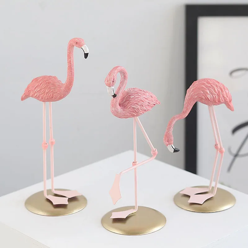 Flamingo Decoration Cute Animal Shaped Resin Metal Ornament Tabletop Decoration Living Room Bedroom Home Garden Yard Decoration (3)