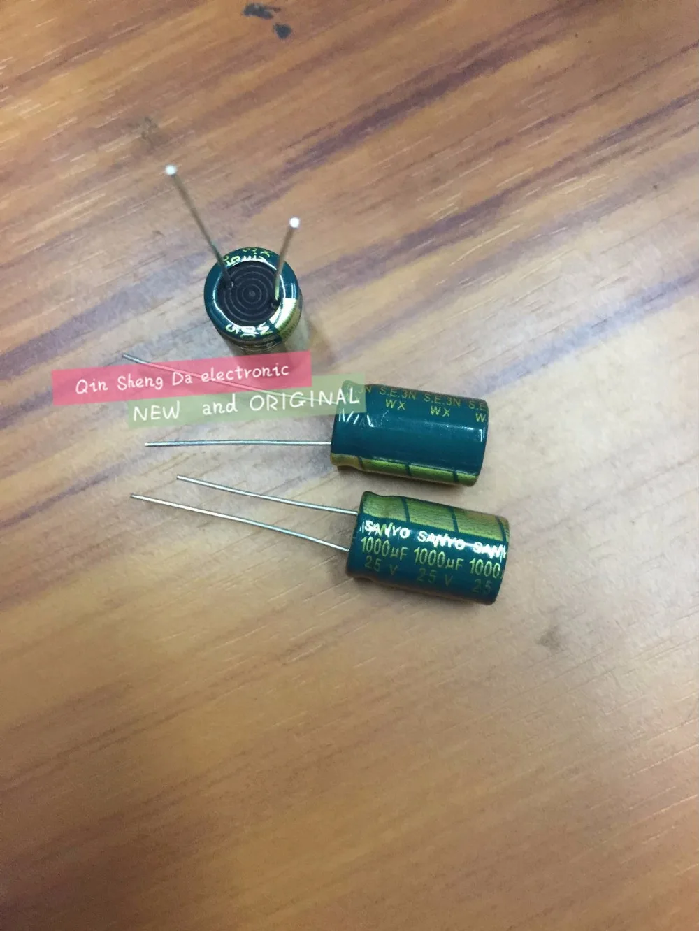 Condensatori 1000uF 25V 20 Pezzi Condensatori Elettrolitici Alluminio 25V 1000uF, 105°C, Dimensioni 10x16mm, Per Riparazioni Elettroniche Condensatore Elettrolitico Alluminio - Foto 8