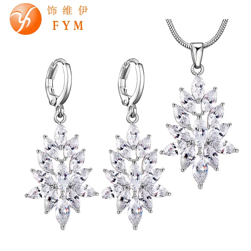 

High Quality Silver Color Necklace Snowflake Sparkling Fine Fashion Necklace Earings Jewelry Sets CZ Bridal Jewelry Set