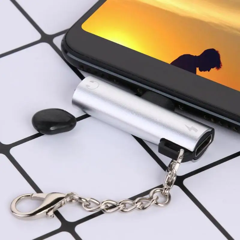 Адаптер 2 в 1 type C до 3,5 мм для зарядки наушников и прослушивания музыки USB аудио конвертер адаптер