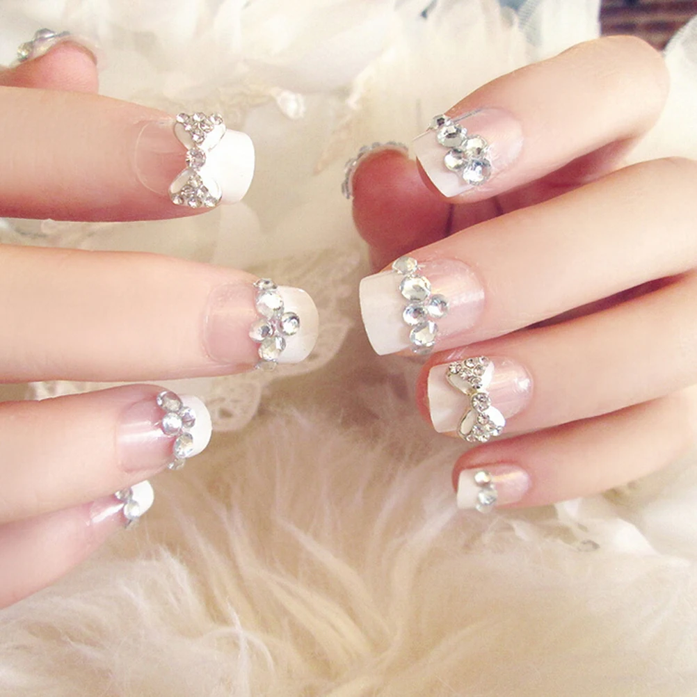 24pcs Wedding Fake Nails Art Nail Tips Bowknot Rhinestone Full False