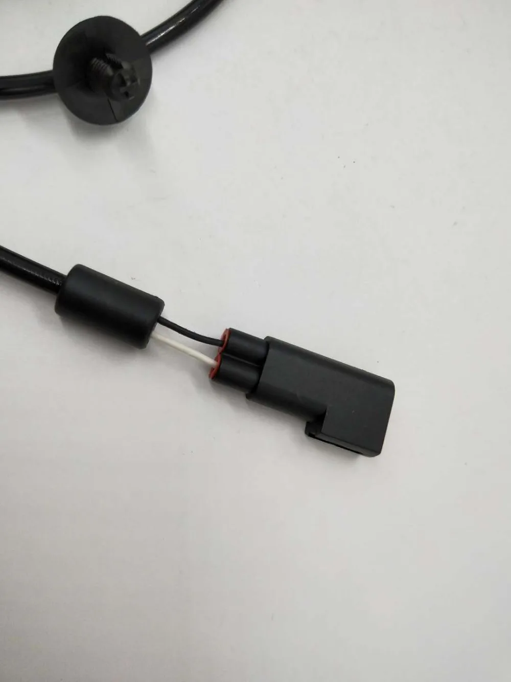 6C112B372AB 4