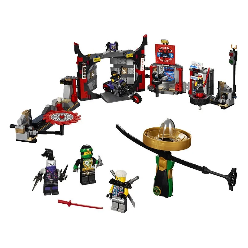 

Lepin Ninjagoing Lloyd Entered The Dungeon 594Pcs Building Blocks Toys For Children Figures Compatible Legoing Ninjagoings 70640