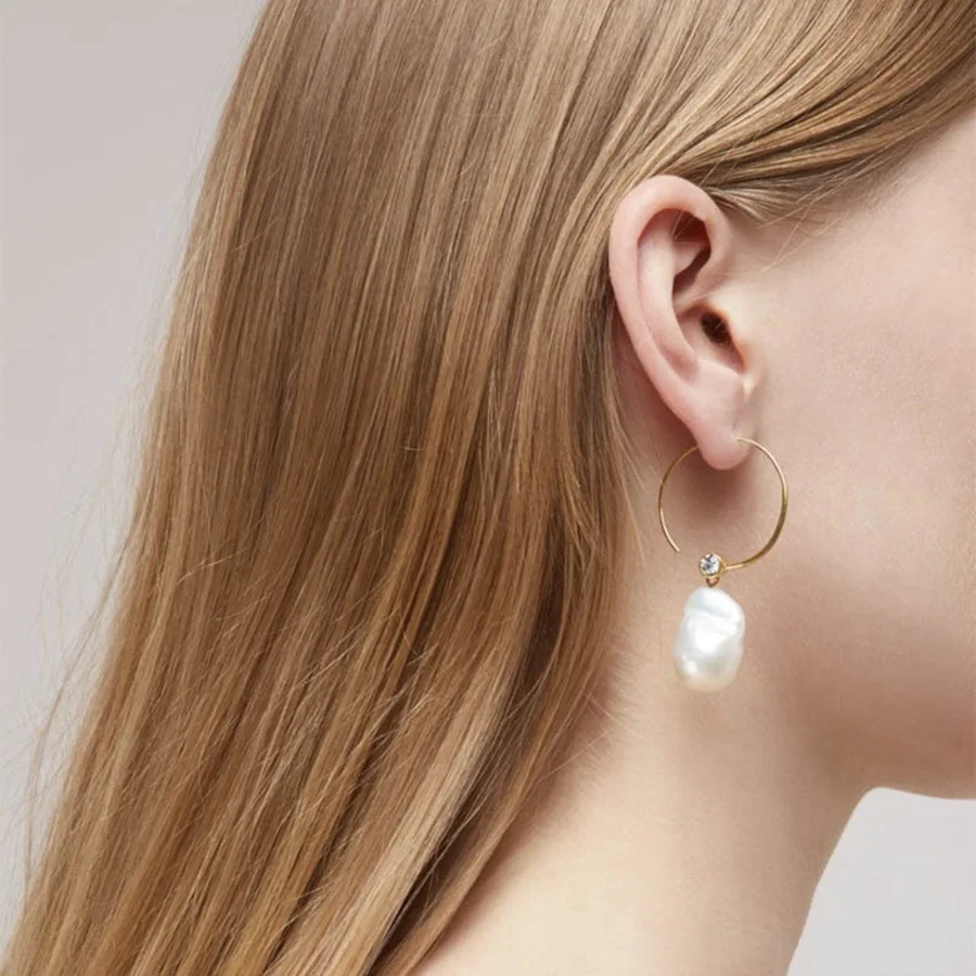 

Designer Jewelry Fashion Irregular Pearl Earrings High Quality Gold Color Dangle Earrings For Women Luxury Elegant Brand Bijoux