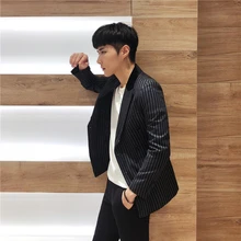 Летний Повседневный полосатый костюм мужской Молодежный корейский стиль Тонкий Профессиональный красивый Британский маленький костюм