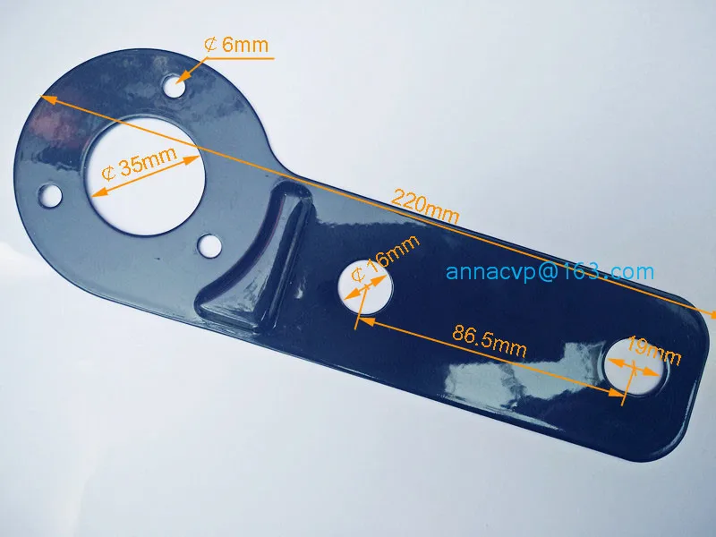 trailer socket holder with metal mounting plate 1