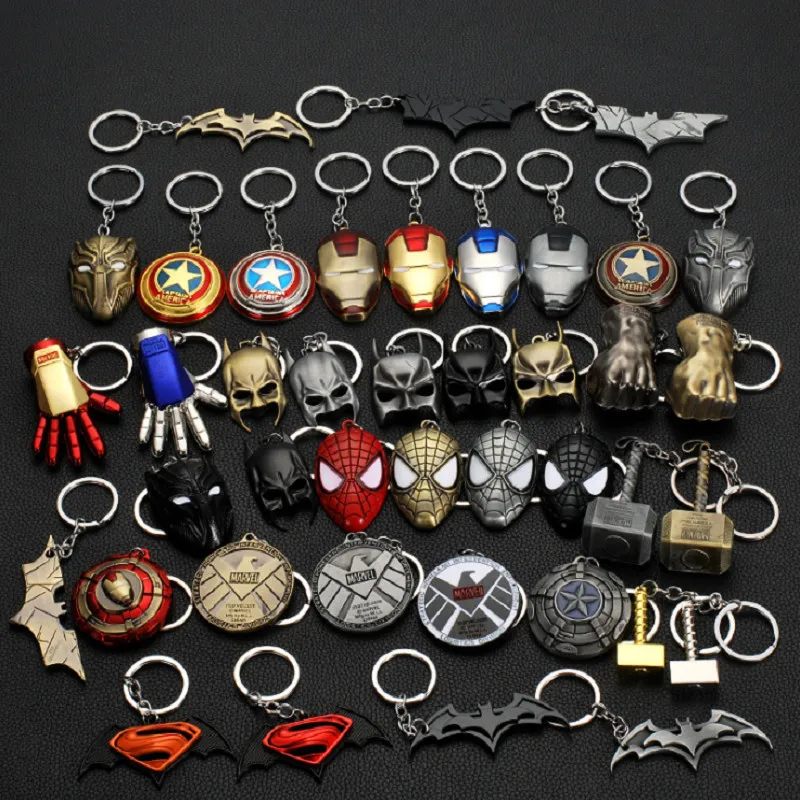 

Disney Toys Decoration Marvel Avengers Earthquake Mjolnir Keychain Captain America Shield Green Hulk Batman Mask Car Key Decorat