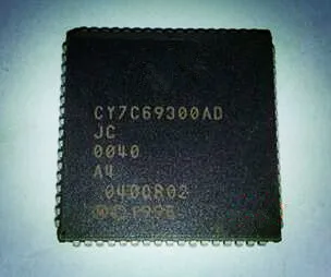 

CY7C69300ADJC CY7C69300AD PLCC68 Controller Integrated circuit chip