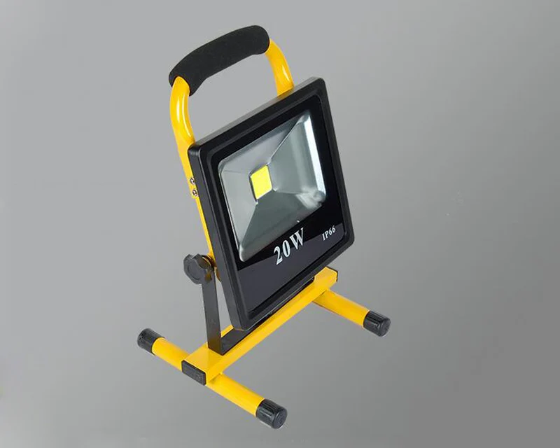 

6pcs/lot Powerful Ultrathin 10W 20W Led Light Flood Light Outdoor Led 18650 Rechargeable Flood Light +usb Charger