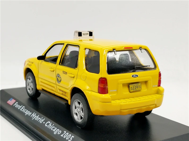 1:43 Leo модели такси Ford Escape Hybird Чикаго 2005 миниатюрный автомобиль литой модельный автомобиль