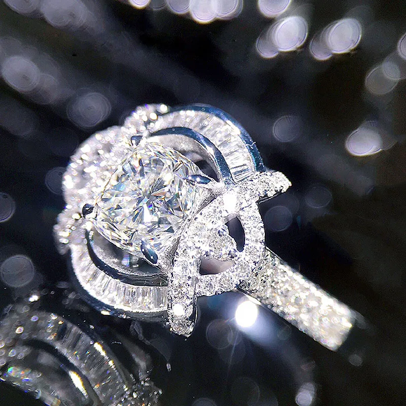 Твердое белое золото 18 К центр 1ct 6 мм Подушка Блестящий разрезанный Муассанит Halo Кольцо роскошное кольцо для женщин обручальное кольцо Твердое белое золото 18 К центр 1ct 6 мм Подушка Блестящий разрезанный Муассанит Halo Кольцо роскошное кольцо для женщин обручальное кольцо