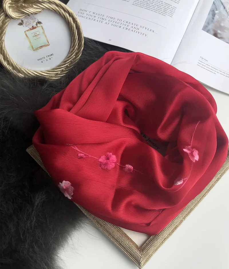 Молочно-белый шелковый вышитый шарф женский шелковый платок вышитый двухсторонний шелковый шарф дикая шаль весна и осень 1 заказ = 1 шт - Цвет: Wine red