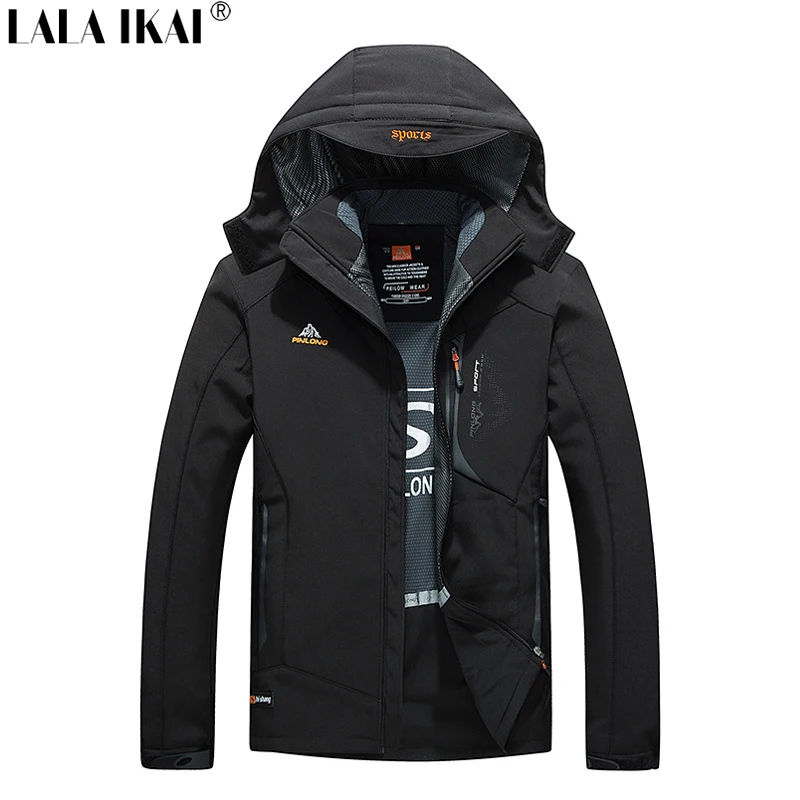 LALA IKAI Softshell Jacket Men Windproof Thermal Outdoor Hiking Jackets Men Breathable Fleece 