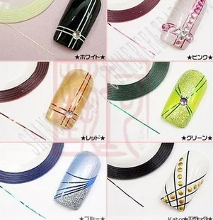 Украшение ногтей полосками. Маникюр с клейкими лентами. Маникюр с полосками лентами. Маникюр с клейкими лентами. Маникюр с самоклеющимися лентами.